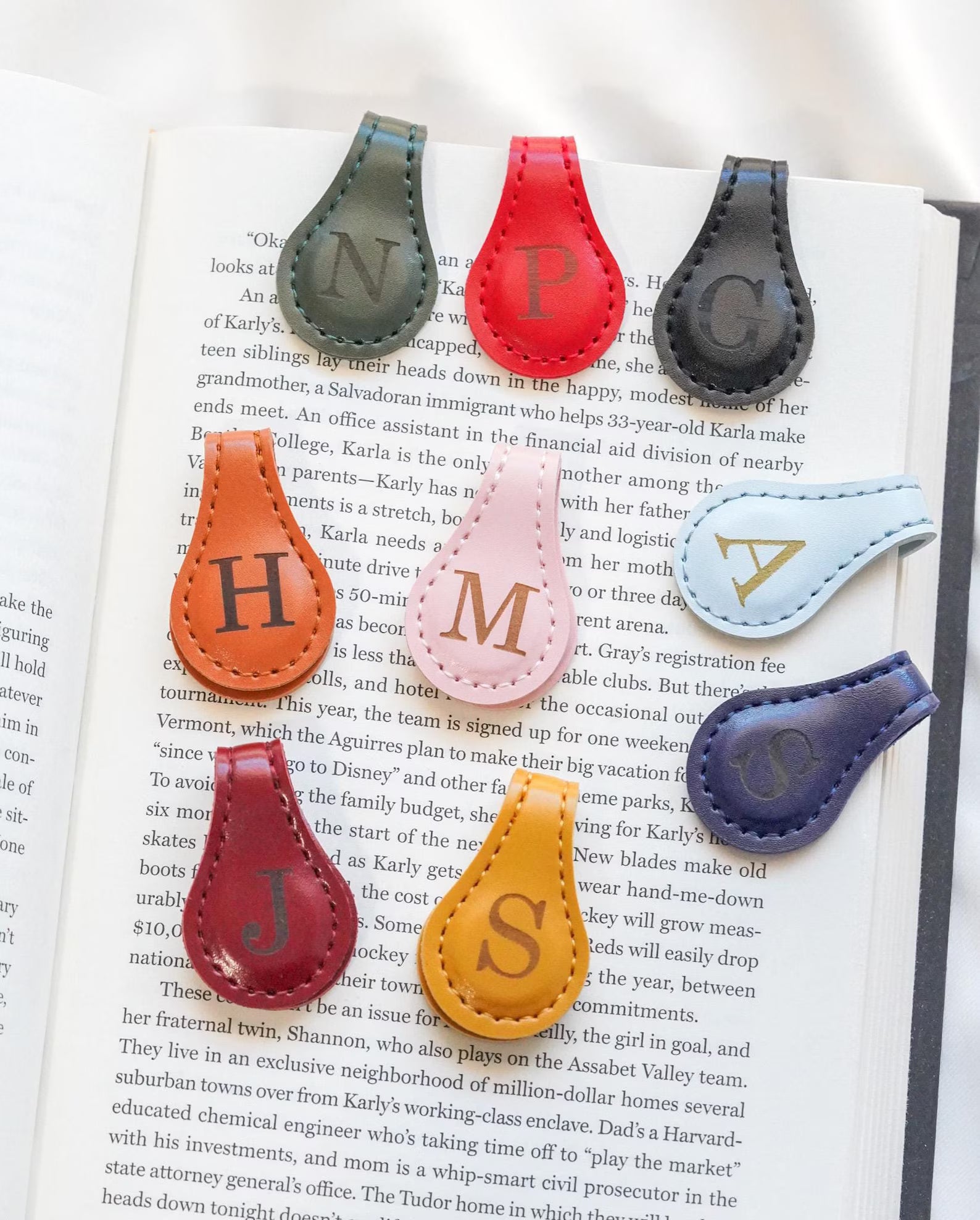 Personalized leather bookmark, magnetic bookmark
