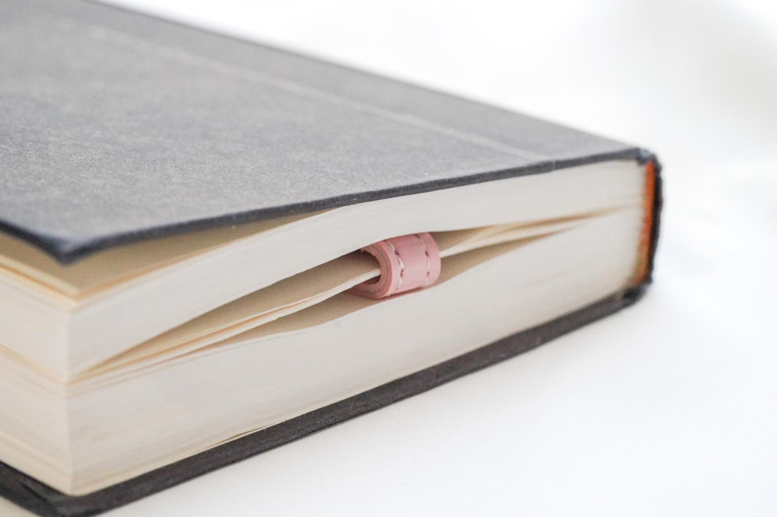Personalized leather bookmark, magnetic bookmark
